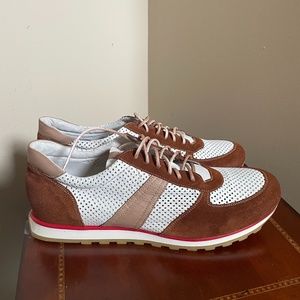 Kenneth Cole Men’s Leather Lace- up Sneaker